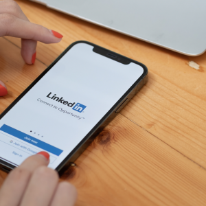 Logging on to Linkedin